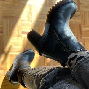 Dr. Martens Magdalena Black Leather Heeled Boots